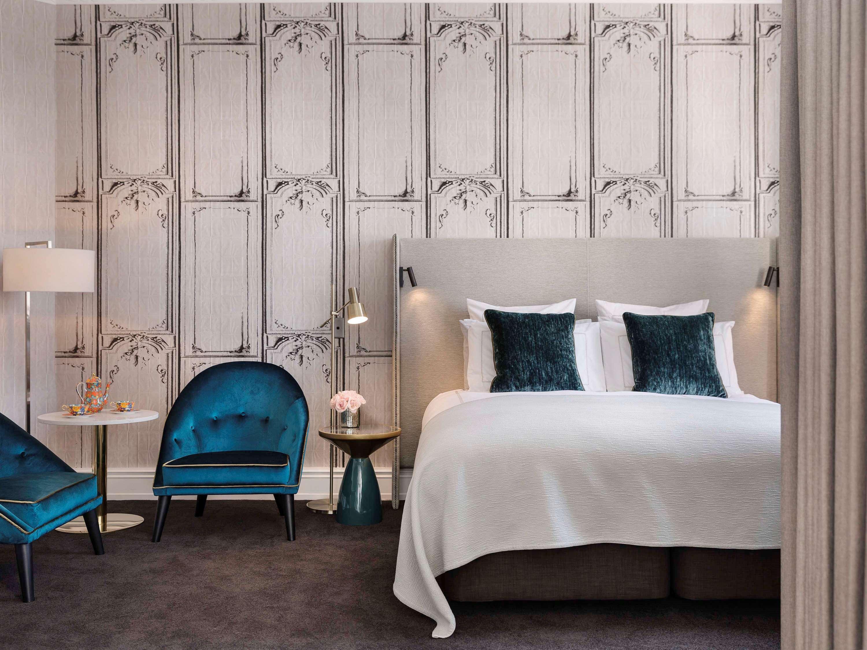 Fable Auckland, Mgallery Εξωτερικό φωτογραφία A bedroom at The London West Hollywood