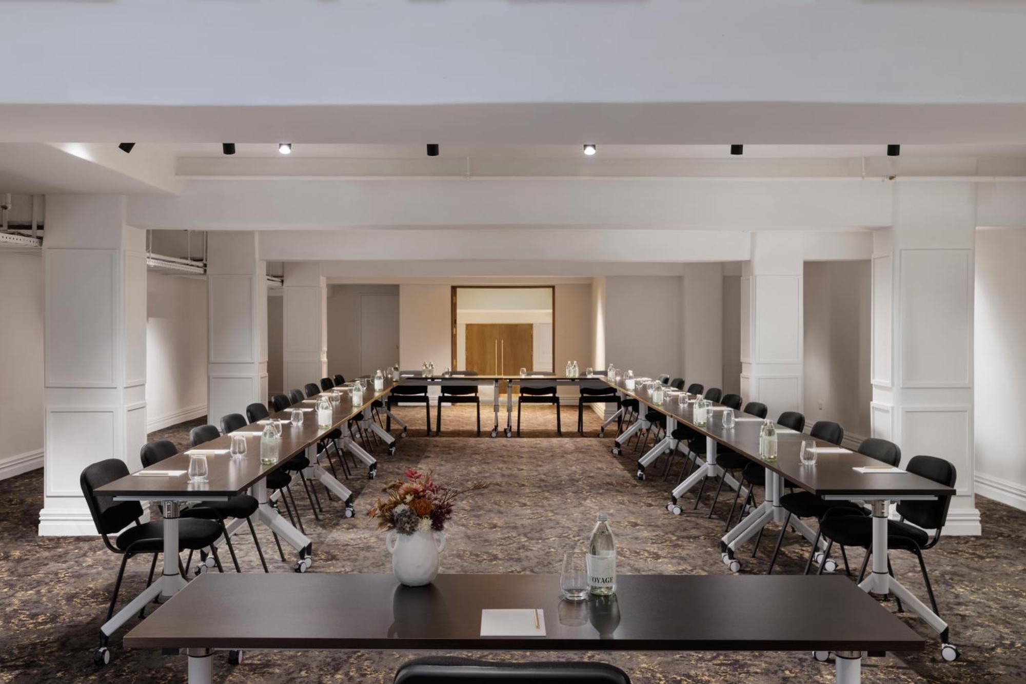 Fable Auckland, Mgallery Εξωτερικό φωτογραφία The U-shaped meeting room